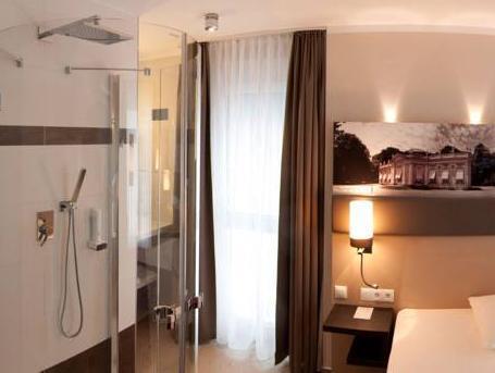 Amalienburg 3*